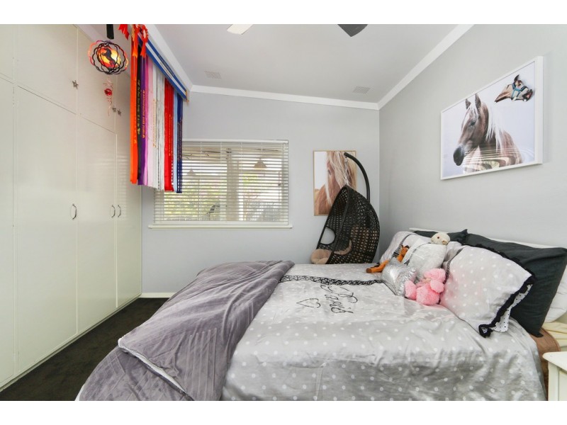 12 Peter Street, Attadale WA 6156