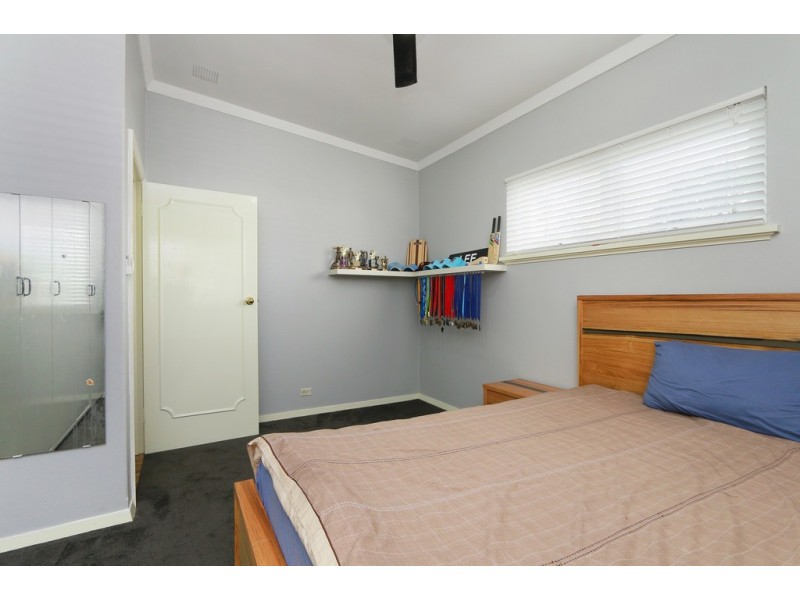 12 Peter Street, Attadale WA 6156