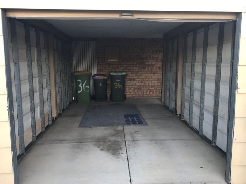 36 Broadwater Gardens, South Lake WA 6164