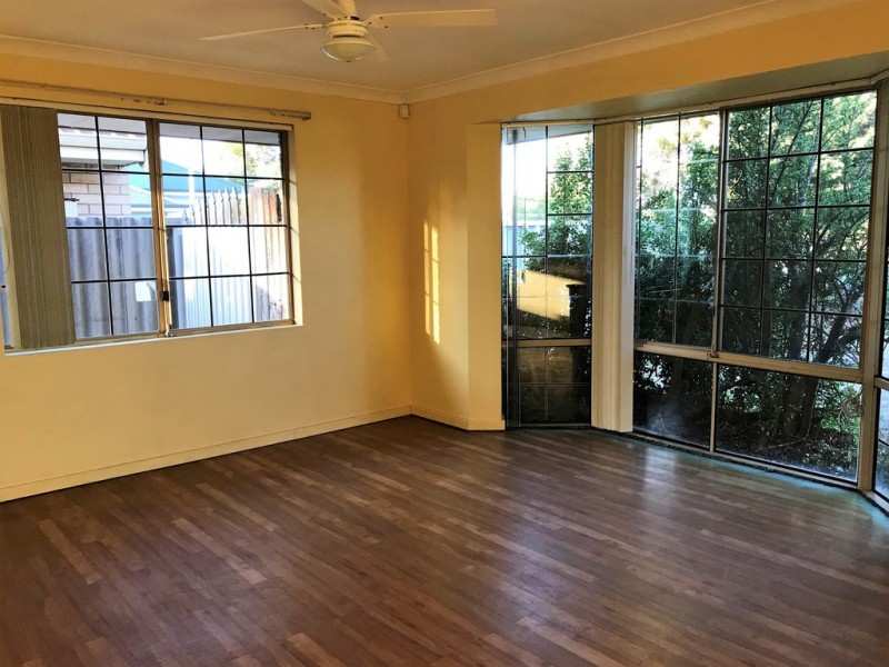 36 Broadwater Gardens, South Lake WA 6164