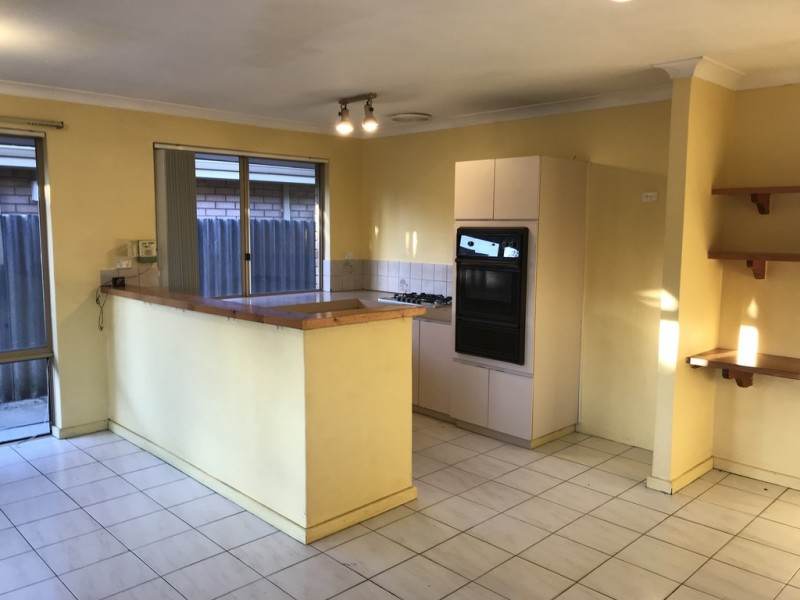 36 Broadwater Gardens, South Lake WA 6164