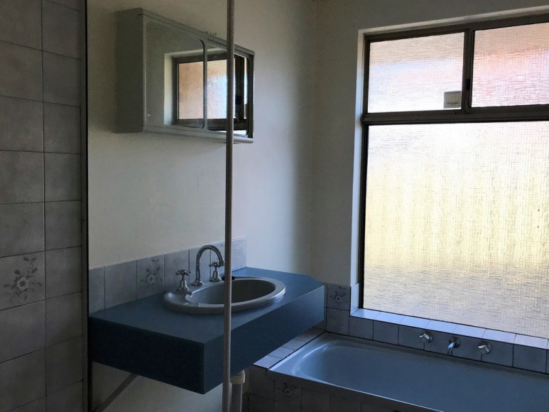 36 Broadwater Gardens, South Lake WA 6164