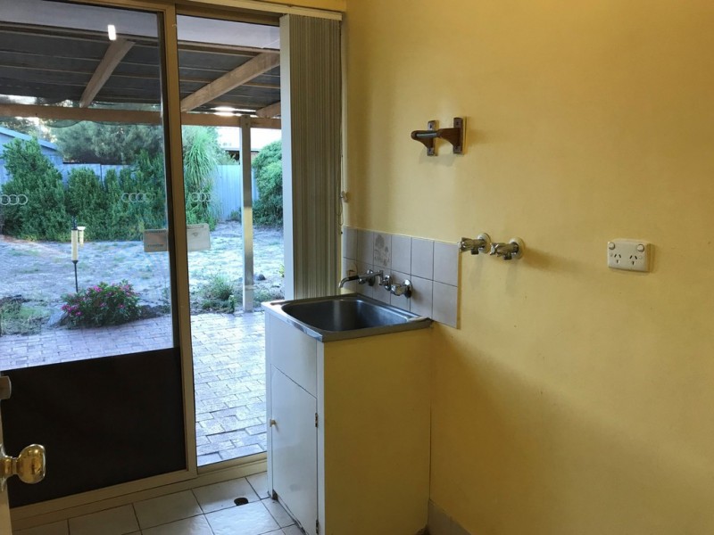 36 Broadwater Gardens, South Lake WA 6164