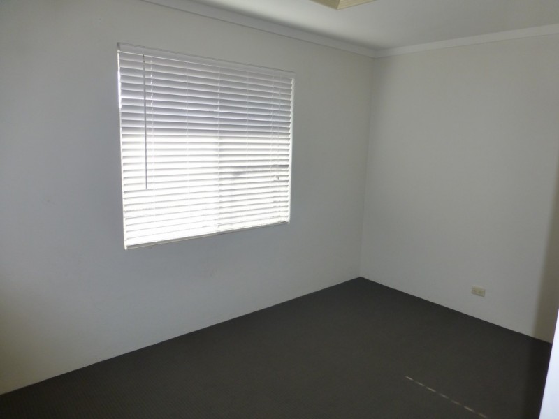 6 Derinton Way, Hamilton Hill WA 6163