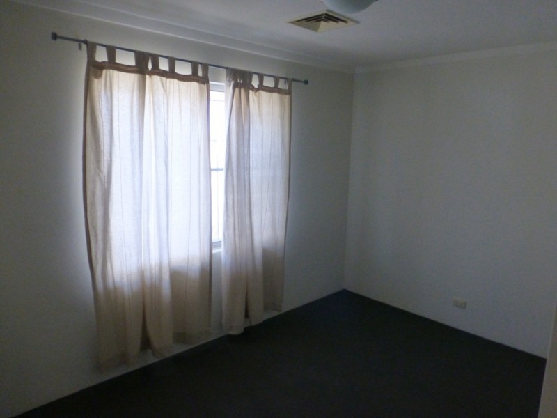 6 Derinton Way, Hamilton Hill WA 6163