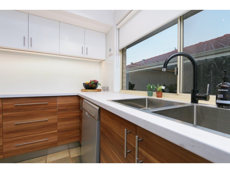 5 Constitution Gardens, Bibra Lake WA 6163