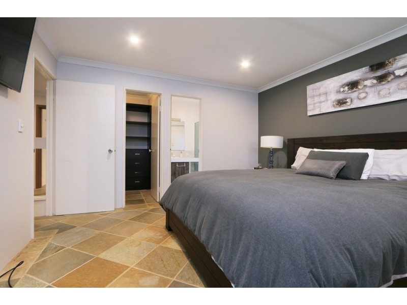 5 Constitution Gardens, Bibra Lake WA 6163