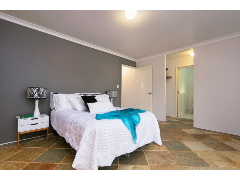 5 Constitution Gardens, Bibra Lake WA 6163