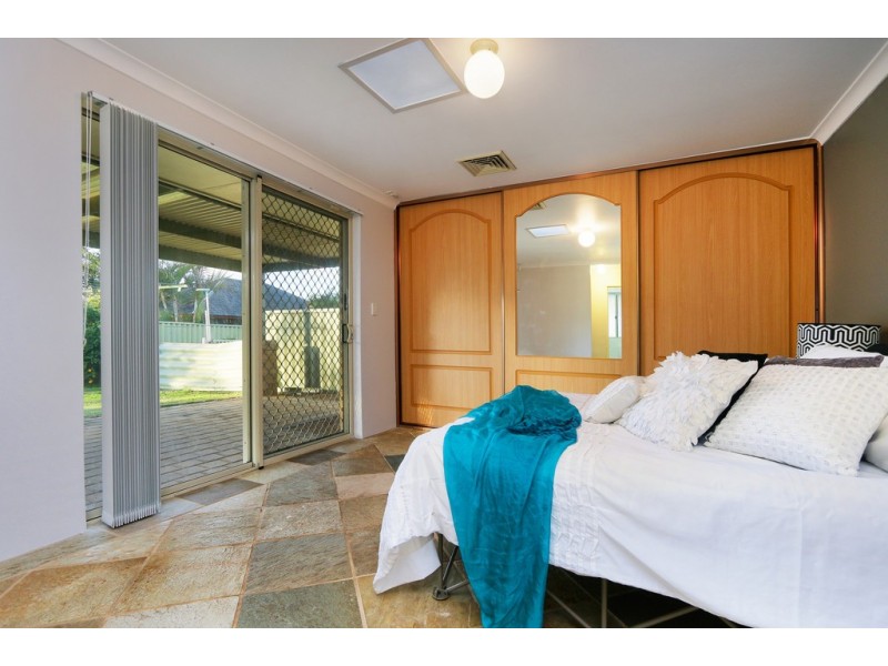 5 Constitution Gardens, Bibra Lake WA 6163