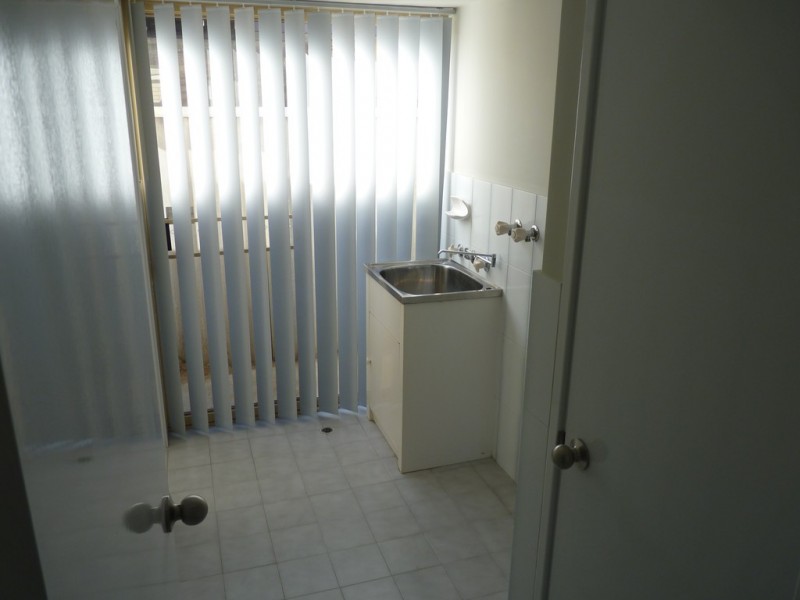 4 Blondell Drive, Munster WA 6166