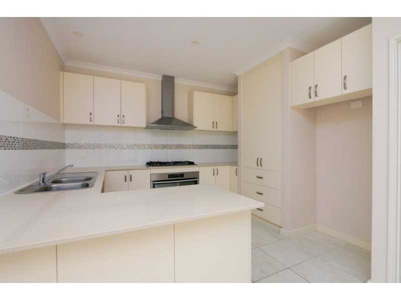 2/46 Gurney Road, Spearwood WA 6163