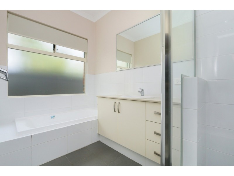 2/46 Gurney Road, Spearwood WA 6163