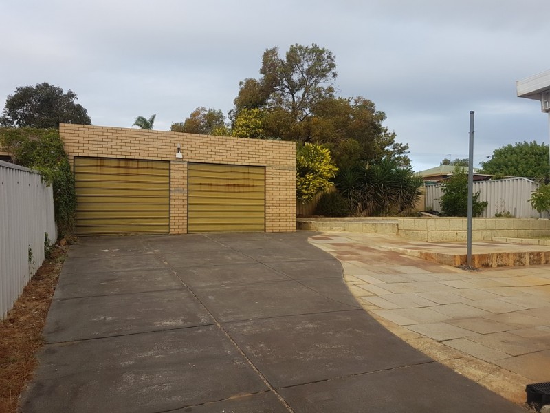 10 Graham St, Spearwood WA 6163