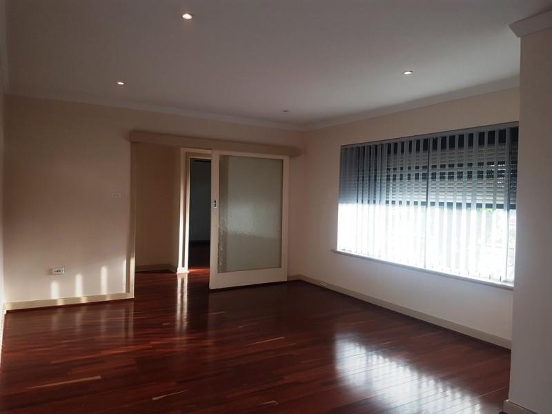 10 Graham St, Spearwood WA 6163