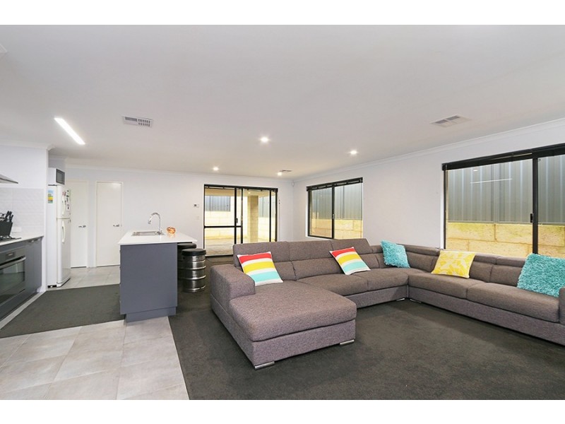 3 Shallcross Street, Yangebup WA 6164