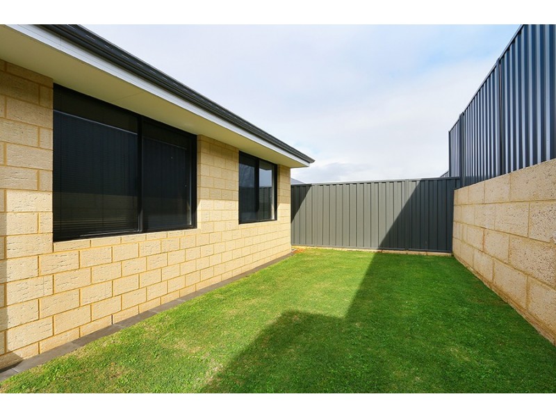 3 Shallcross Street, Yangebup WA 6164