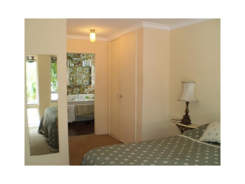 10 Walker Court, Kardinya WA 6163