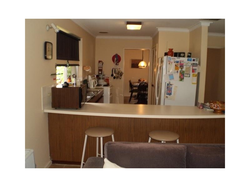 10 Walker Court, Kardinya WA 6163