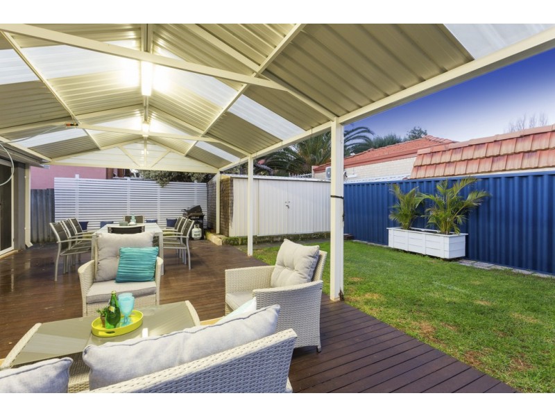 10 Strode Avenue, Hamilton Hill WA 6163