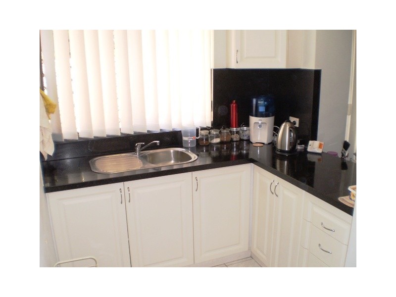 1/90 Gilbertson Rd, Kardinya WA 6163