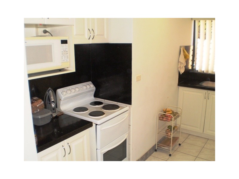 1/90 Gilbertson Rd, Kardinya WA 6163