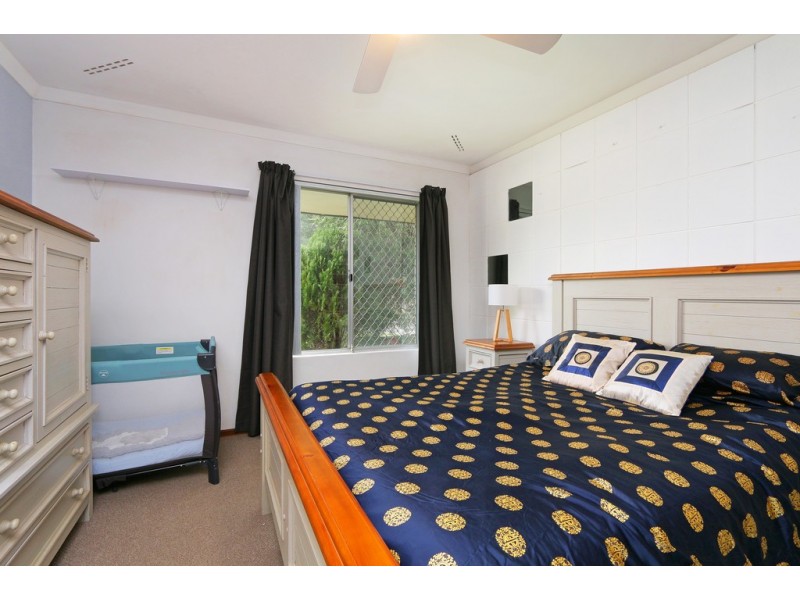 1B Bellairs, Kardinya WA 6163