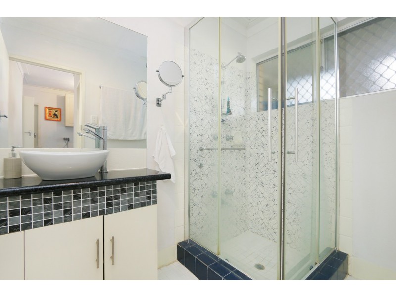 1B Bellairs, Kardinya WA 6163