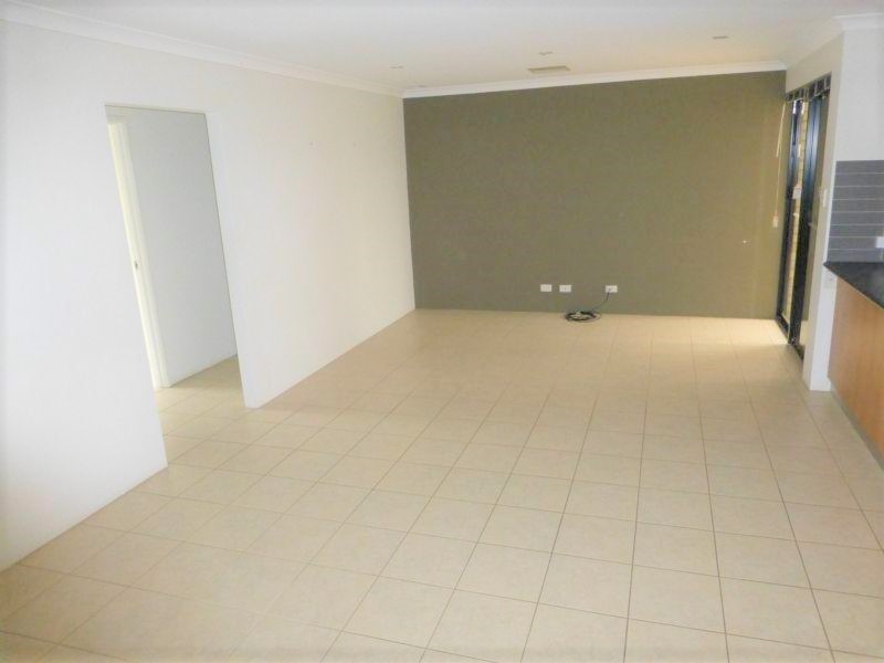 6 Helena Place, Hamilton Hill WA 6163