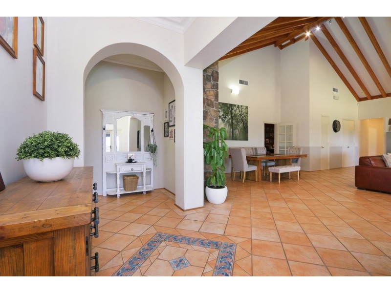 26 Casella Place, Wandi WA 6167