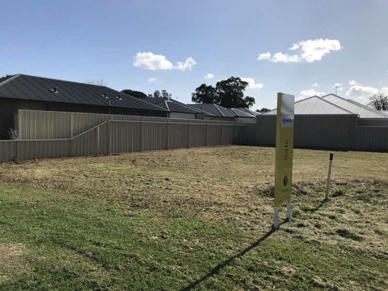 60A Phillip Street, Maddington WA 6109