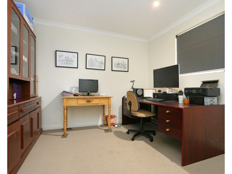 2A Hodgson Place, Kardinya WA 6163