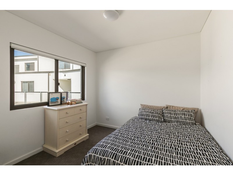 102/59 Breaksea Drive, North Coogee WA 6163