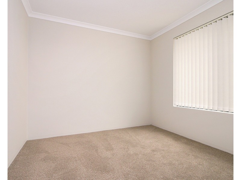 3 Oak Ridge Meander, Success WA 6164