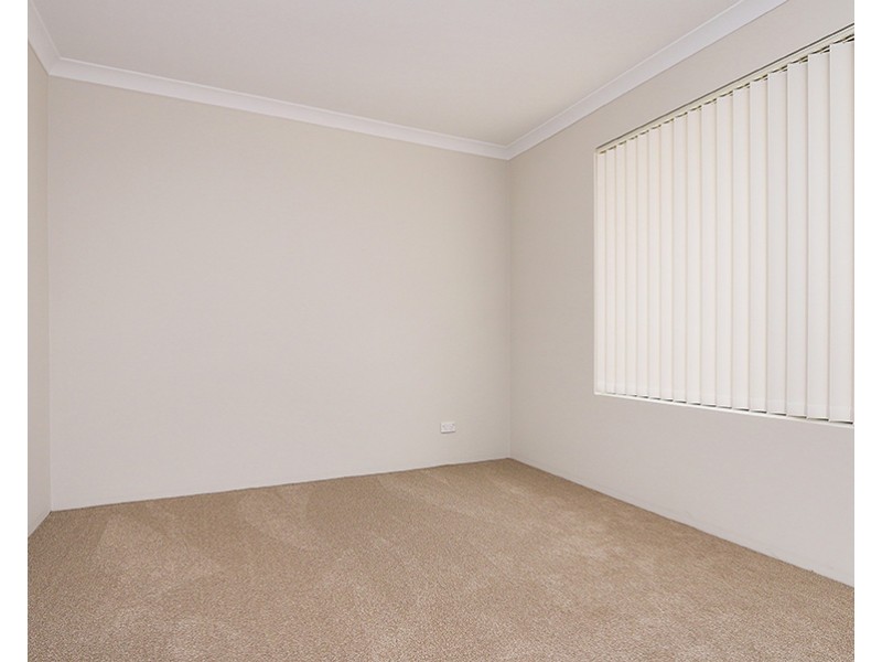 3 Oak Ridge Meander, Success WA 6164