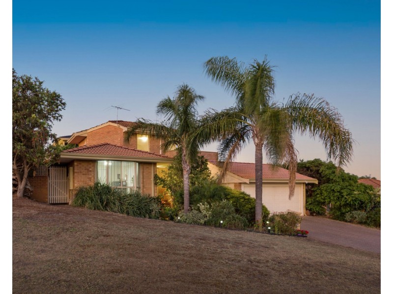 12 Waring Way, Kardinya WA 6163