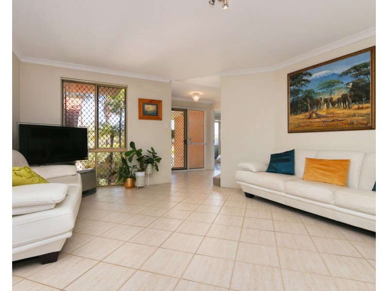 12 Waring Way, Kardinya WA 6163