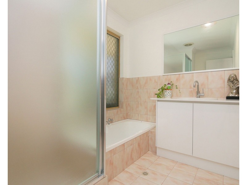 12 Waring Way, Kardinya WA 6163