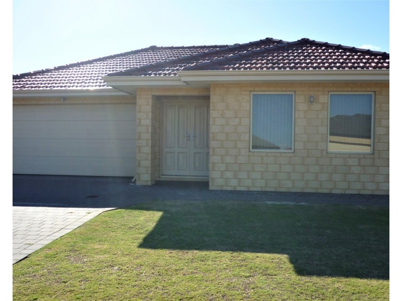 17 Bosnich Way, Spearwood WA 6163