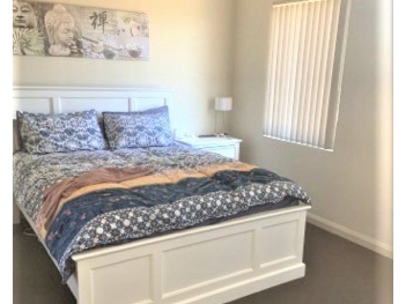 17 Bosnich Way, Spearwood WA 6163