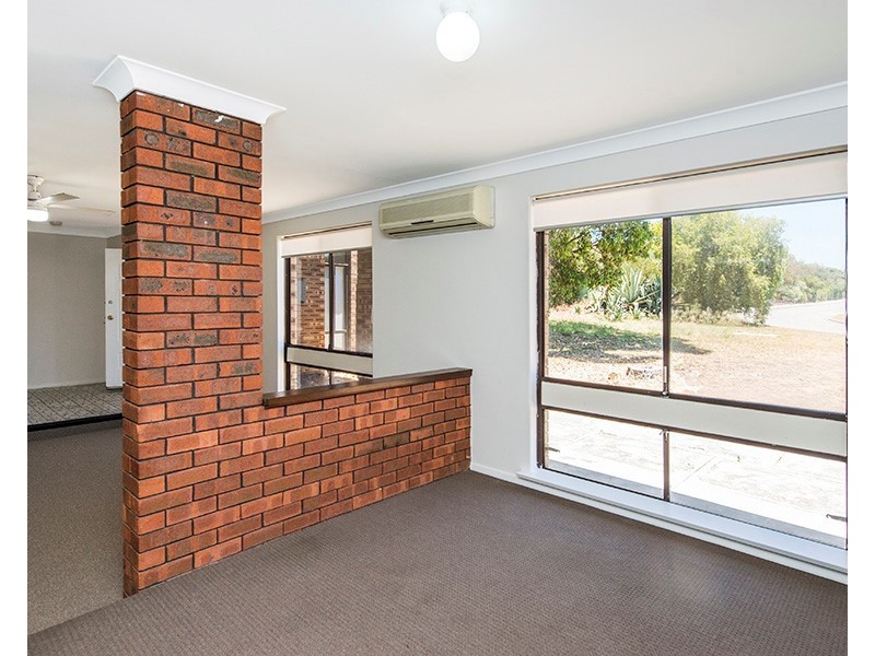 18 Corbett Way, Booragoon WA 6154