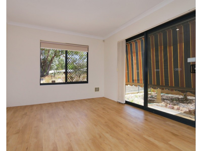 130 Gilbertson Road, Kardinya WA 6163
