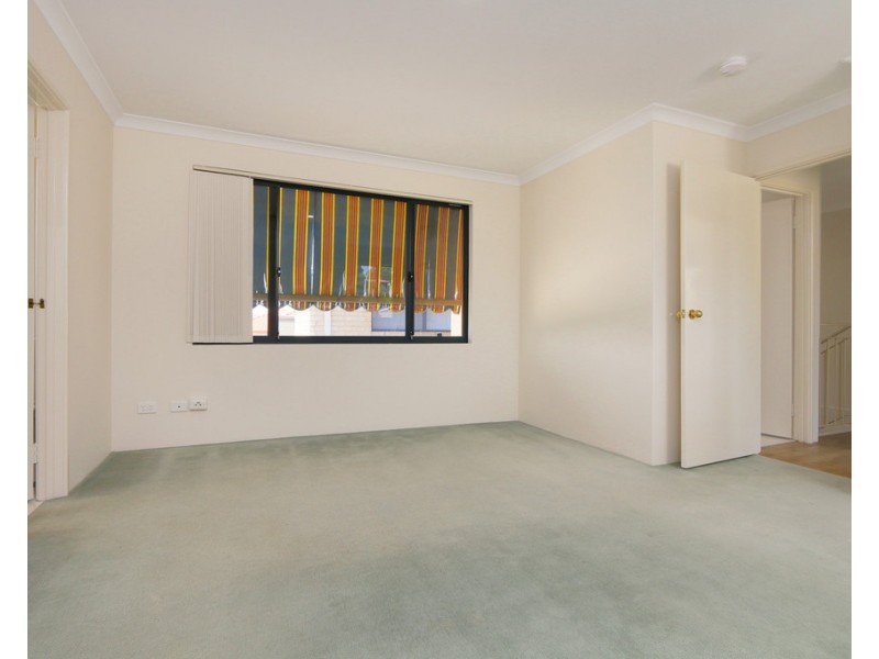 130 Gilbertson Road, Kardinya WA 6163