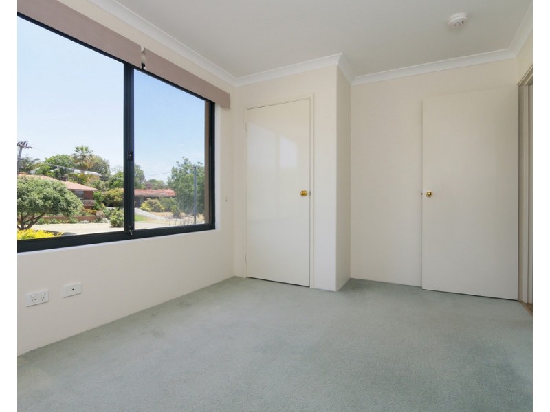 130 Gilbertson Road, Kardinya WA 6163