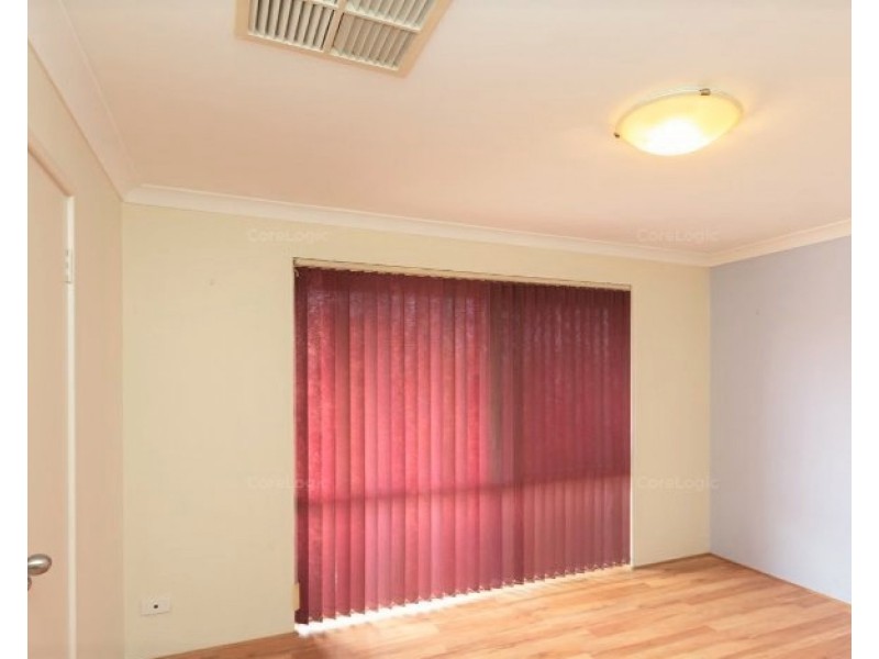 4/7 Tarun Court, Cannington WA 6107