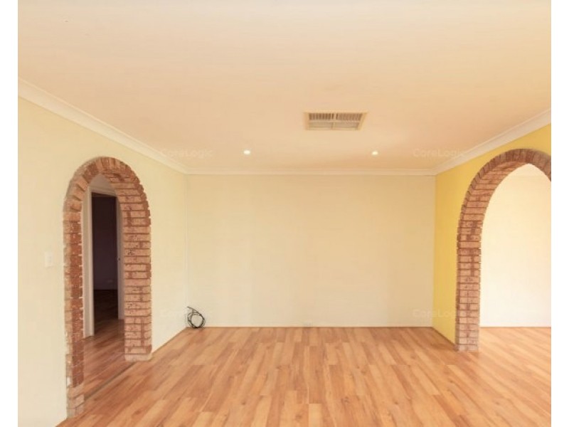 4/7 Tarun Court, Cannington WA 6107