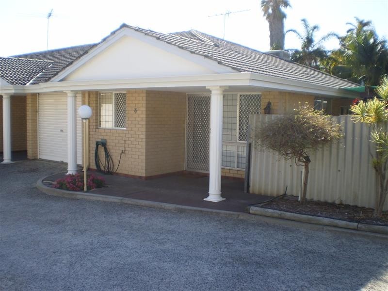 8/68  Adrian Street, Palmyra WA 6157