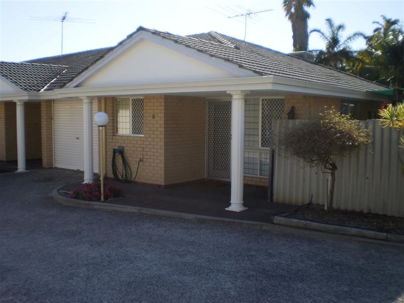 8/68  Adrian Street, Palmyra WA 6157