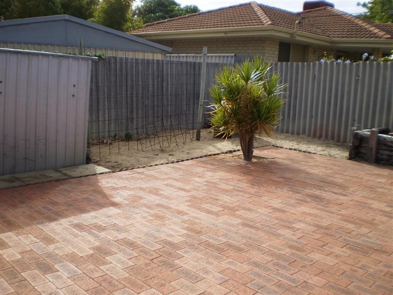 8/68  Adrian Street, Palmyra WA 6157