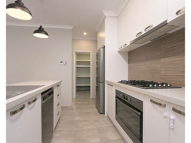 4 Truslove Close, Willagee WA 6156