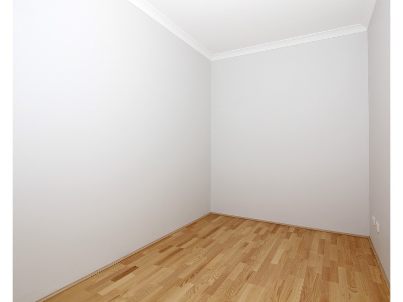 2/7 College Corner, O’connor WA 6163